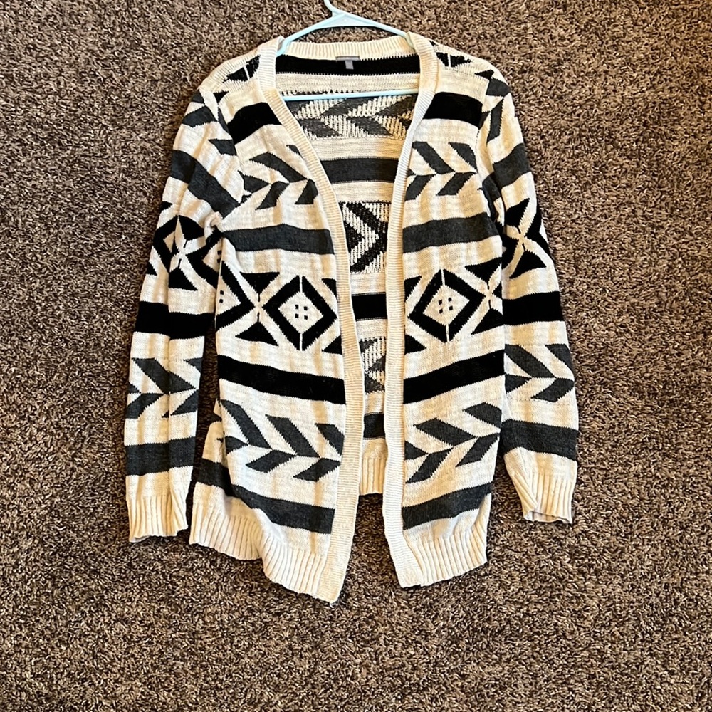Charlotte Russe, extra small, tribal printed cardigan